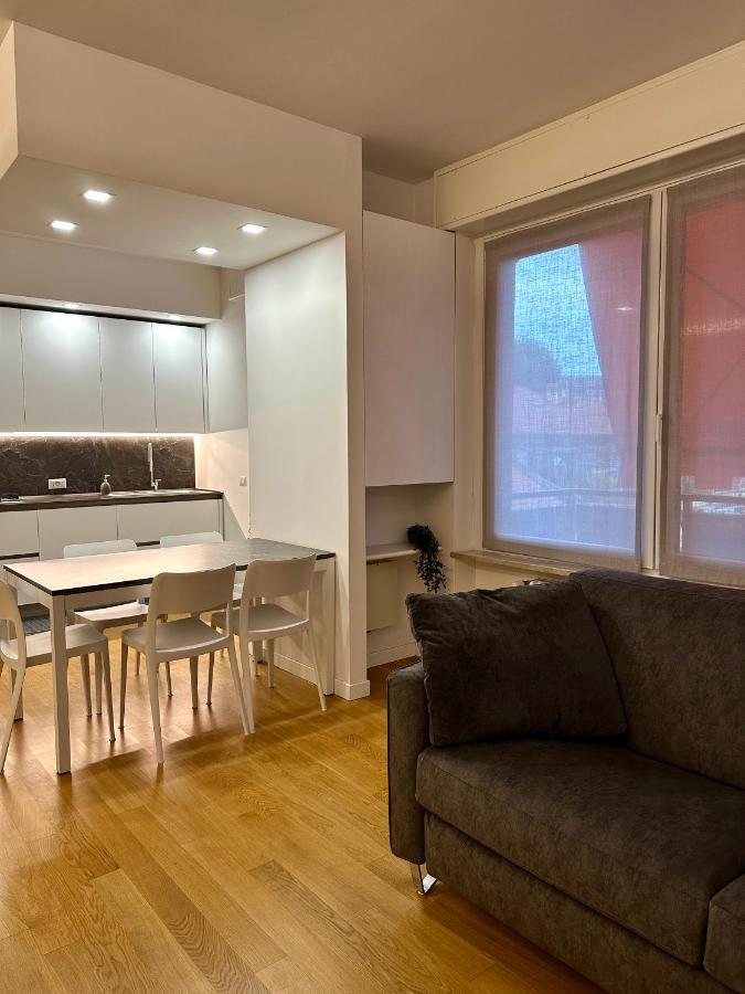 Modern Art Loft - Raffinato Loft In Zona Centrale Milan Luaran gambar